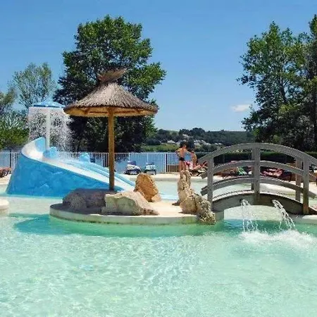 Camping 4 Etoiles - Parc Aquatique - Ccaaab0 *