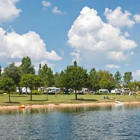 Camping Camping 4 Etoiles - Parc Aquatique - Ccaaab0 *